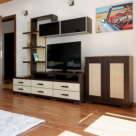 Ralu's Apartament