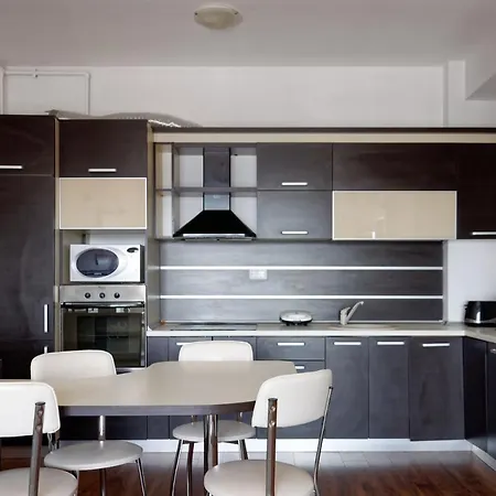 Apartament Ralu's *